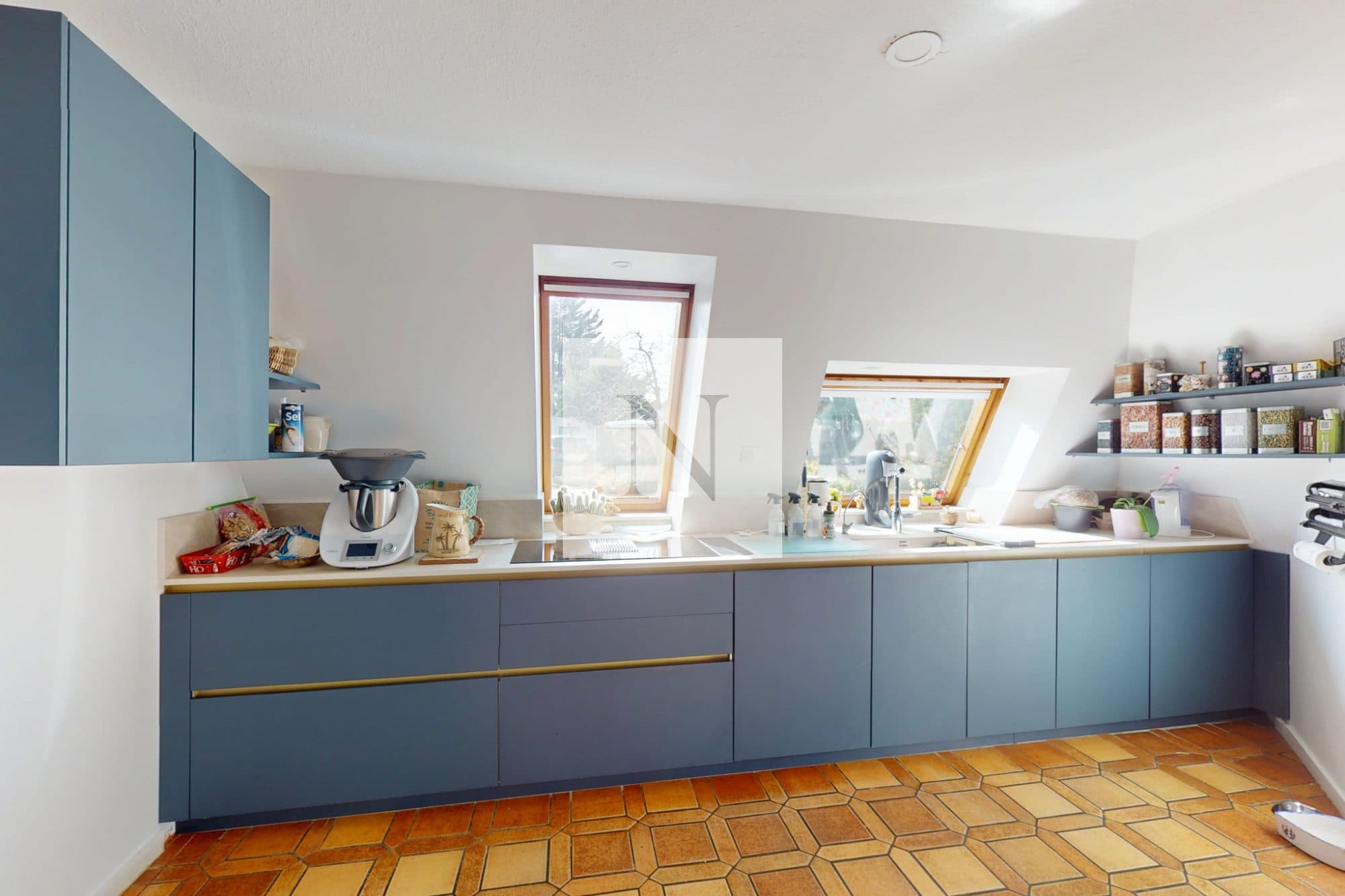 Ensemble immobilier - Maison d'habitation et immeuble locatif — photo 5