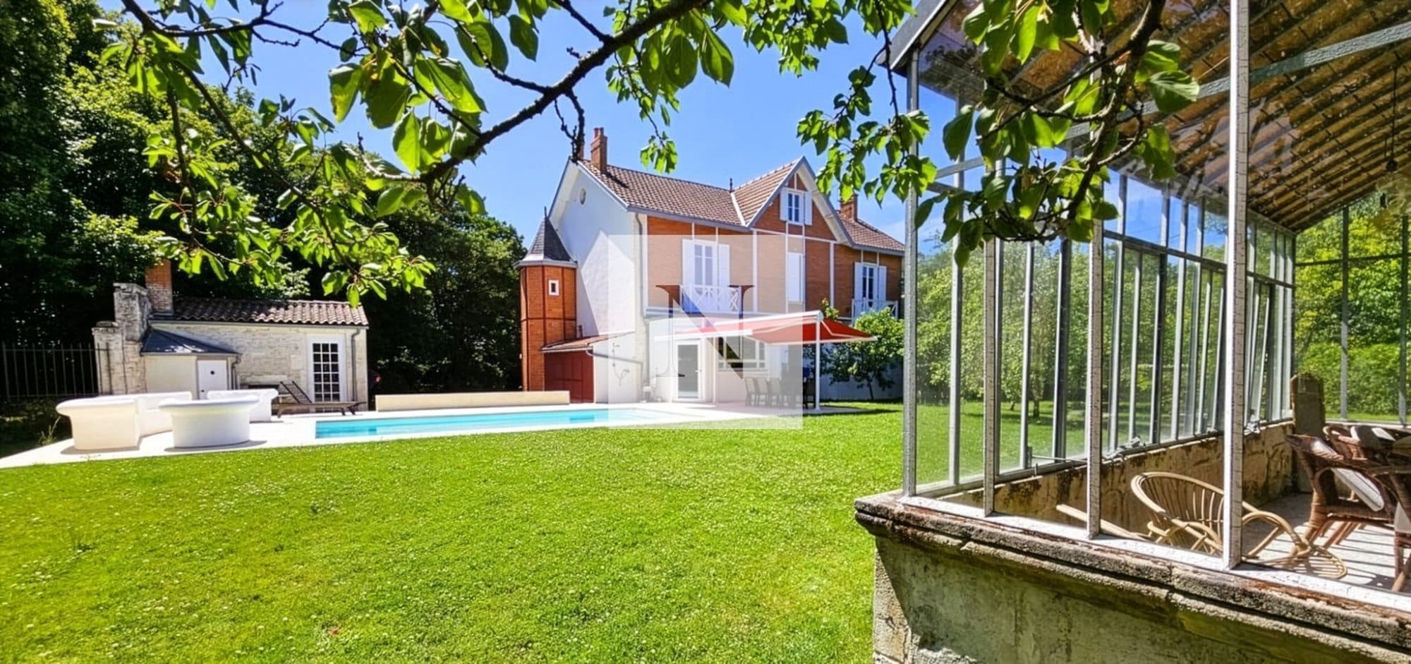 Maison de caractère 315 m² parc 3 160 m² piscine – La Rochelle