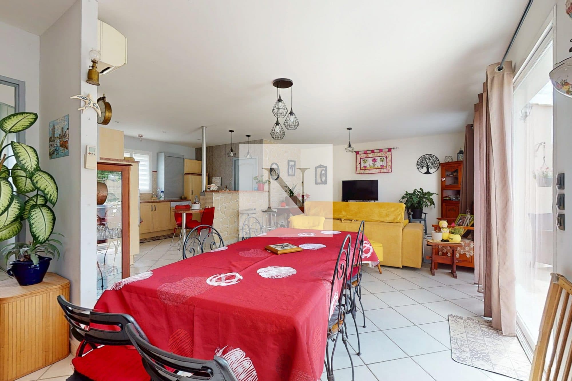 Maison plain-pied de 91 m² sur 679 m² — Saint-Vivien, à 4 km des plages de Châtelaillon — photo 3